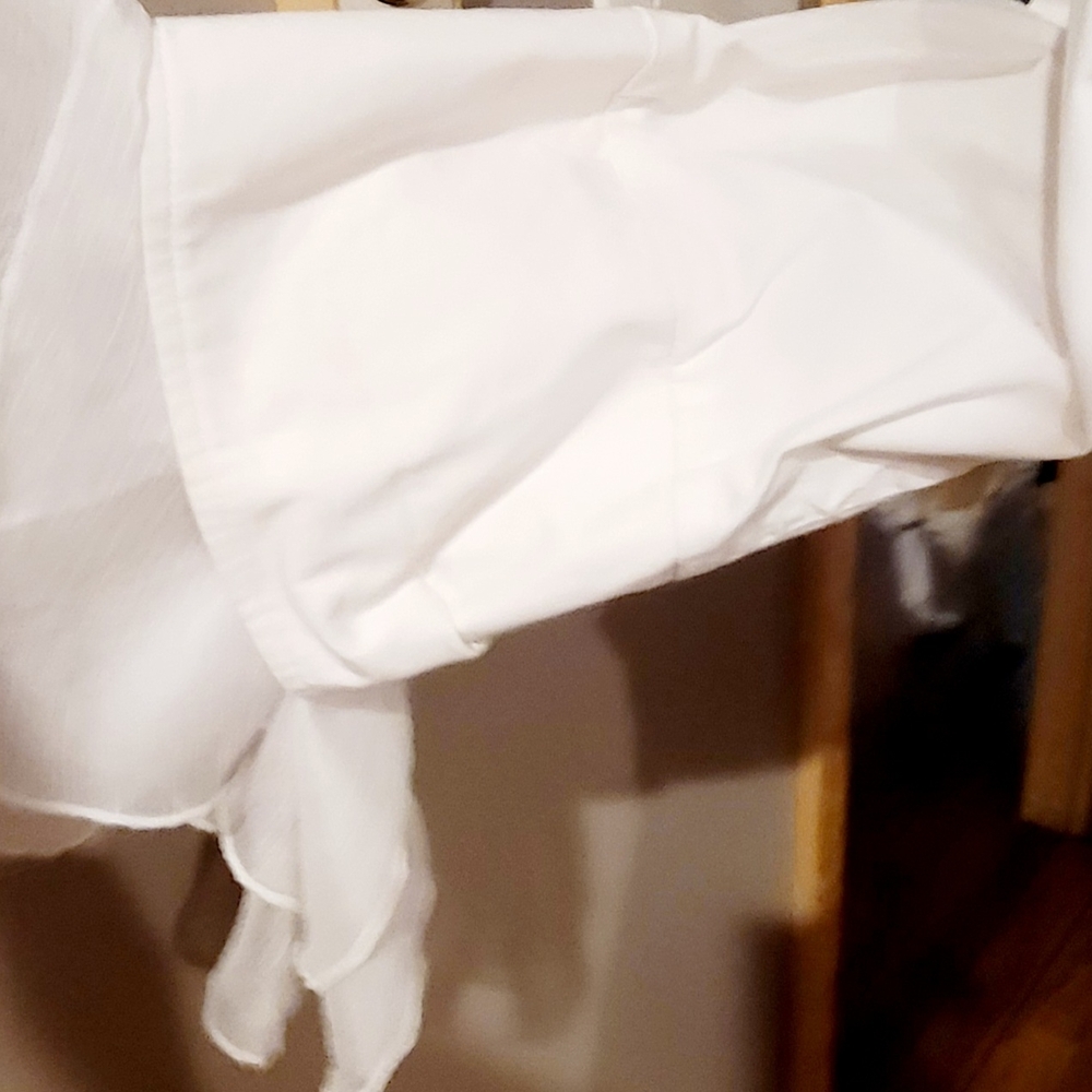 White Ruffled jacket - Picture 3 of 7